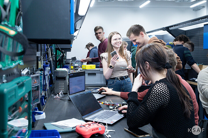 Zawody Dual Tech AGH 2025